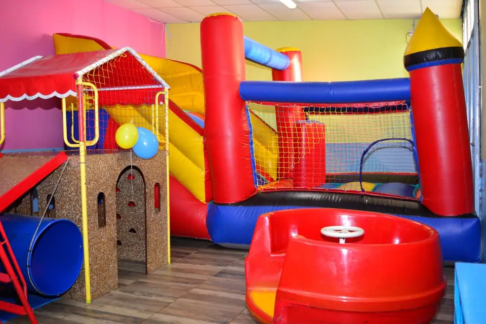 Travesuras Casita de Fiestas, casita de fiestas infantiles en Bahía Blanca